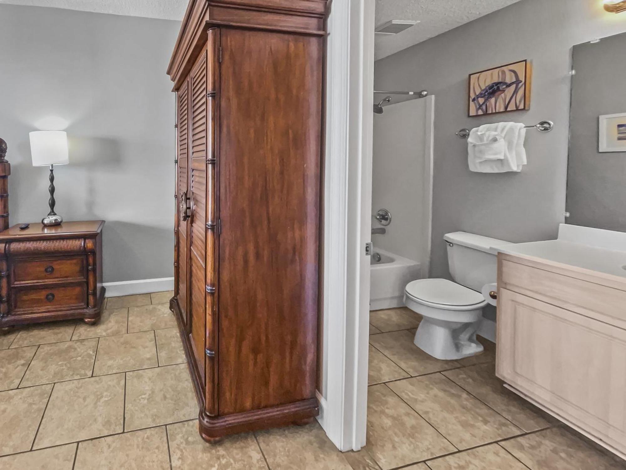 Ocean Ritz-501 Apartment *