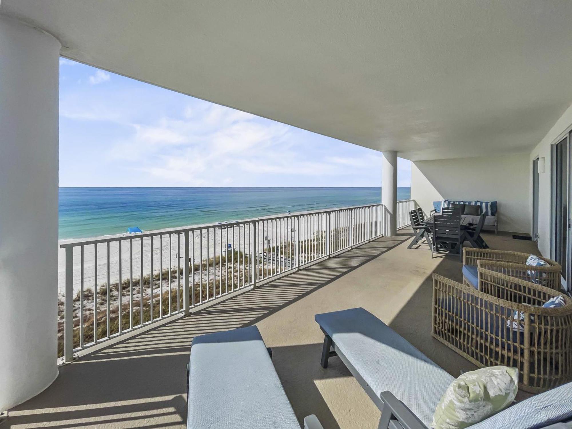Ocean Ritz-501 Apartment